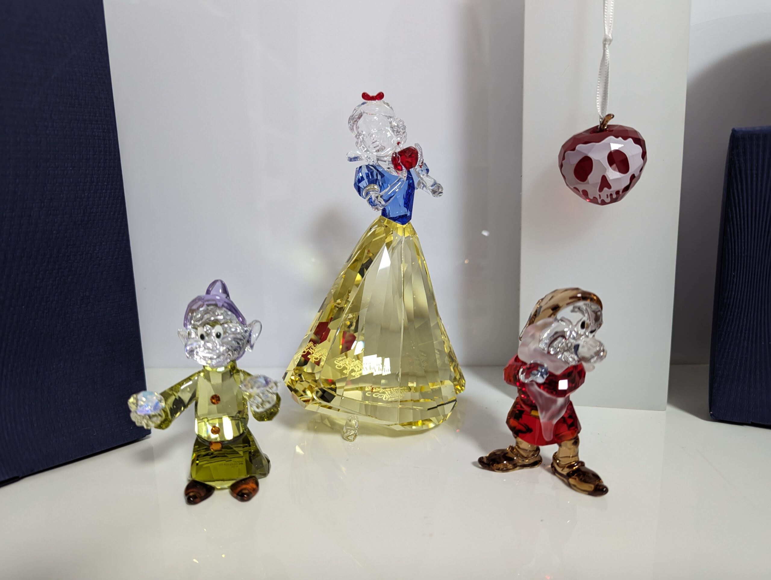 Disney Sammler Aladdin Collectorshop Lamp Wunderlampe Magic Swarovski Ornament 5610683 -